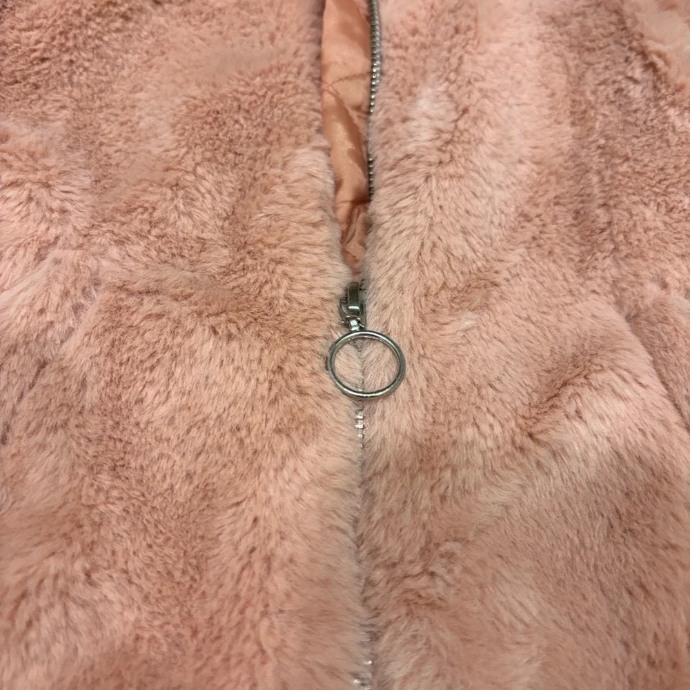 7 For all mankind Cozy Pink Kids Jacket. It's a size 18 months